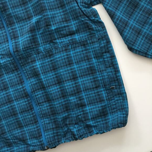 Patagonia Kids’ blue plaid nylon lightweight jacket - Picture 4 of 8